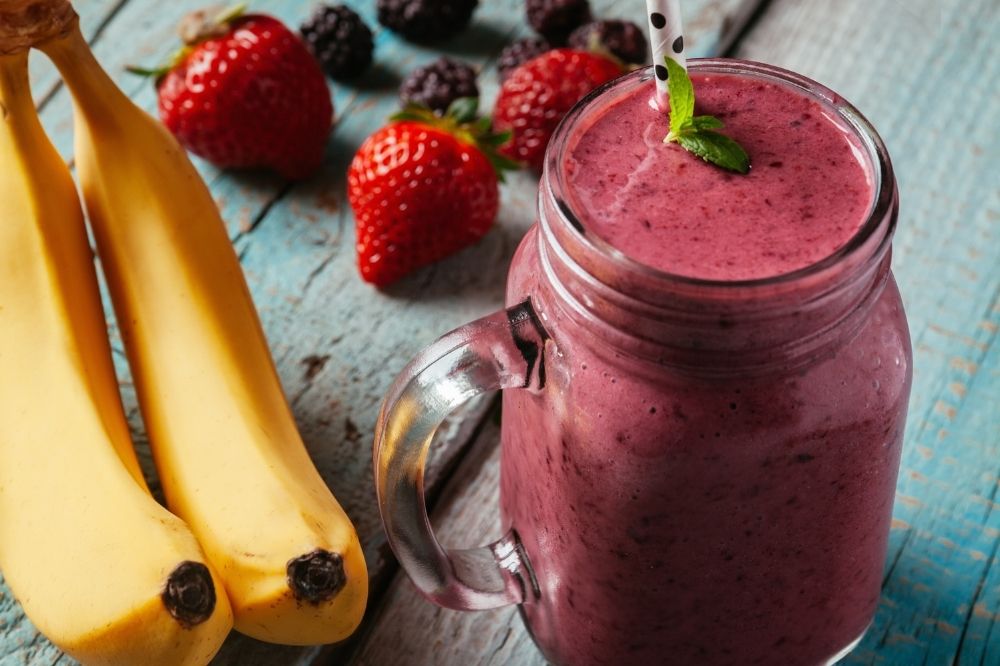 Recipes with Blueberry: Banana Strawberry Smoothie