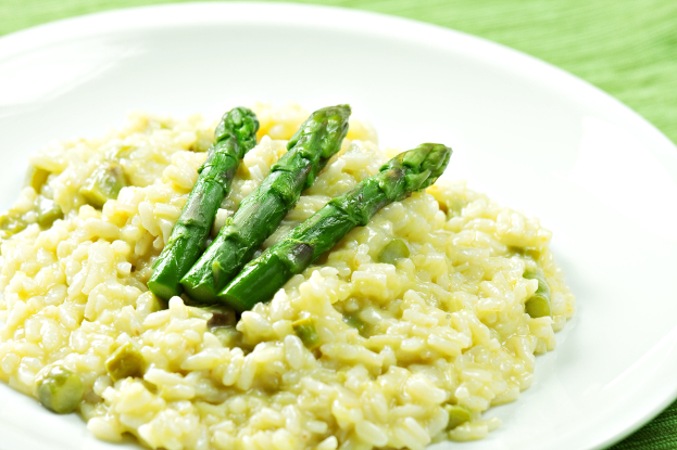 Recipes with Risotto / Arborio Rice: Asparagus Saffron Risotto with Lemon