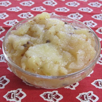 Recipes with Apple (cooked): Apple Chutney with Indian Spices