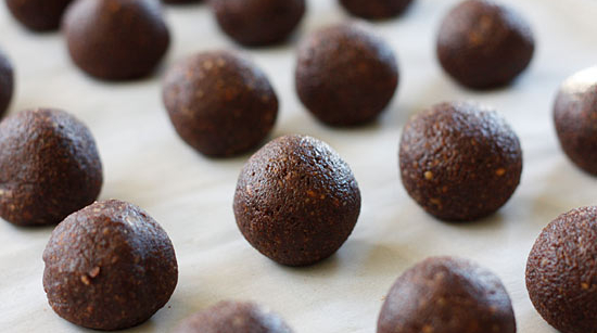 Recipes with Anise: Anise Date Balls