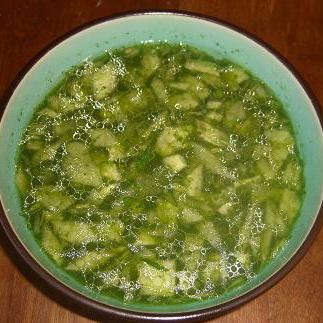 Recipes with Ginger (Fresh): Cilantro Jade Soup with Crunchy Cucumber & Lime